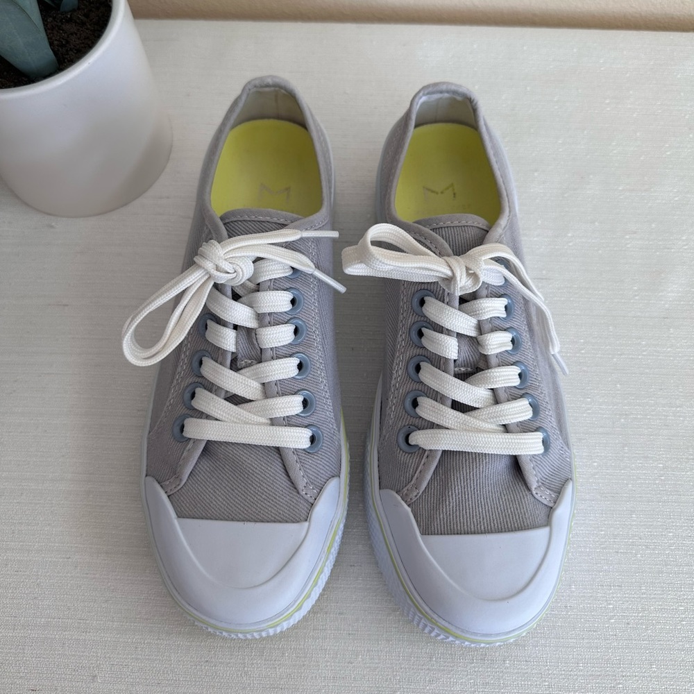 Marc Fisher Blue Rammy Gray Canvas Lace Up Platform Sneakers Women’s 7.5M - Picture 2 of 13
